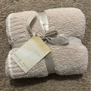 Barefoot Dreams Cozychic Contrast Tip Blanket NEW